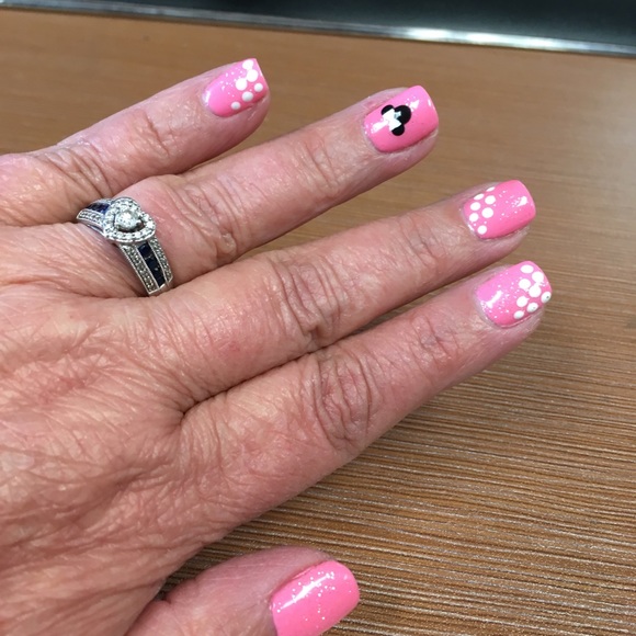 Meet your Posher, Liz - Picture 1 of 1